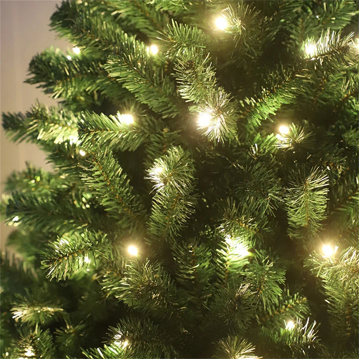 Christmas Tree Ornament Durable Mini Christmas Tree Decoration