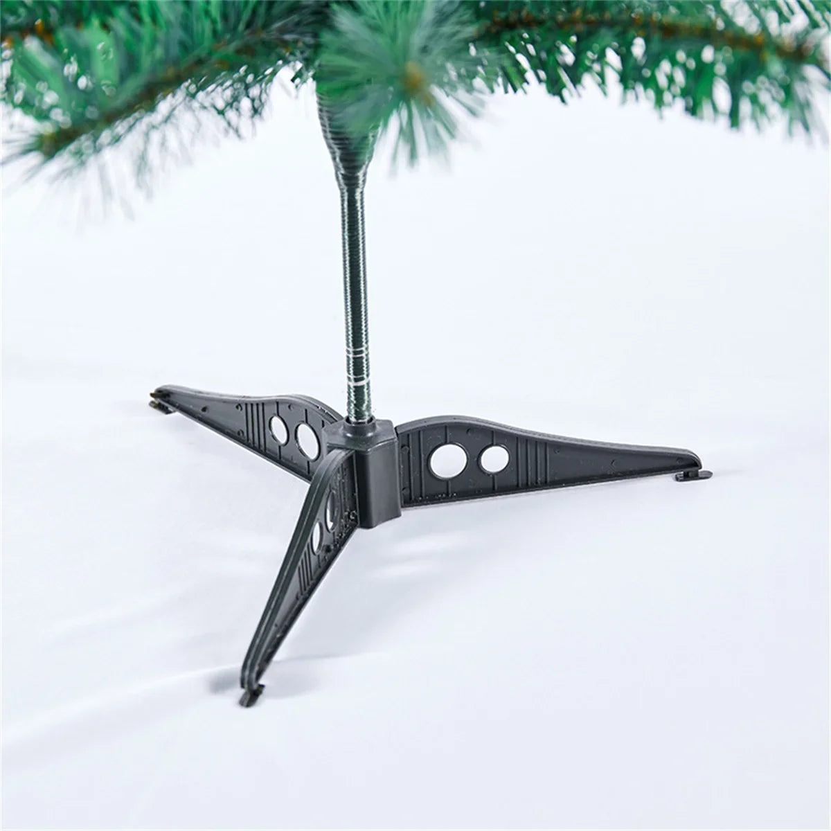 Christmas Tree Ornament Durable Mini Christmas Tree Decoration